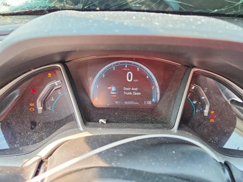 2018 HONDA CIVIC EX 9
