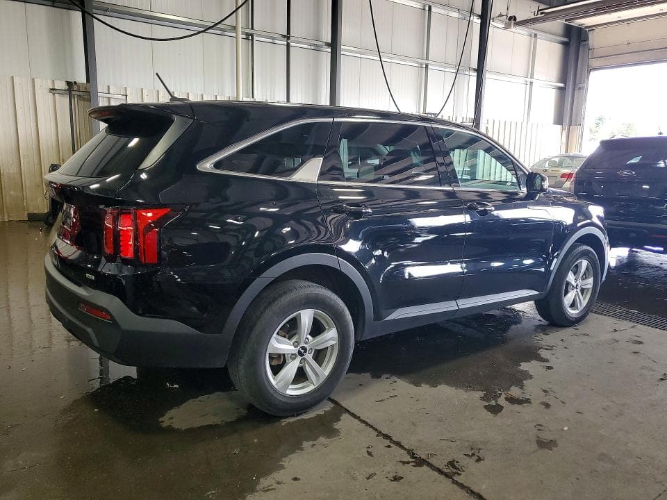 2023 KIA SORENTO LX 3