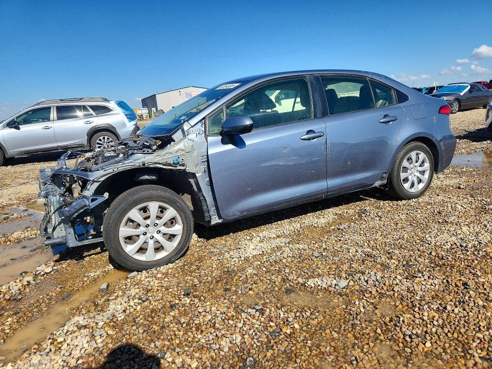 2020 TOYOTA COROLLA LE - 1