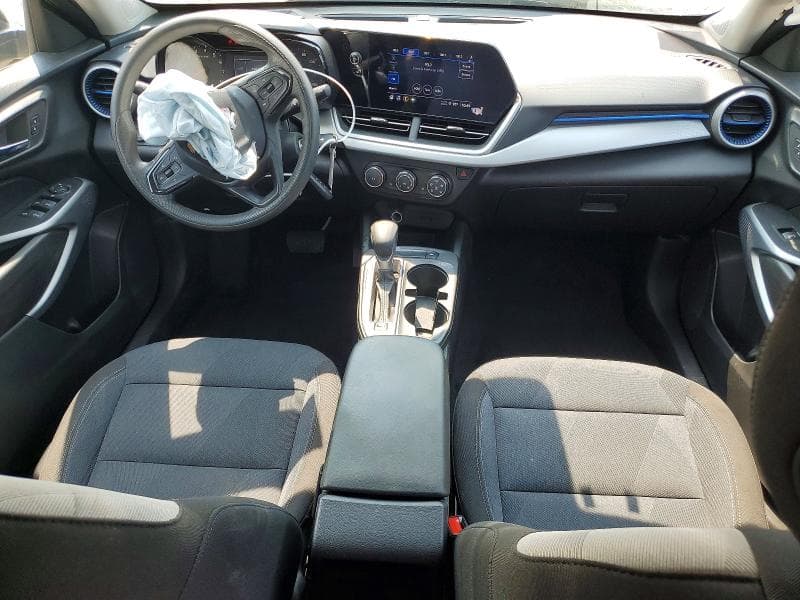 2024 CHEVROLET TRAX LS 8