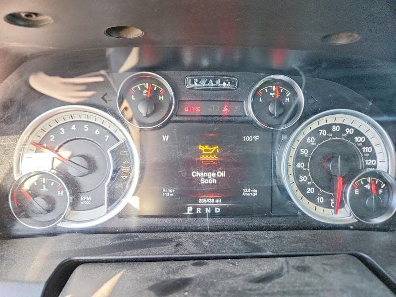 2019 RAM 1500 CLASSIC SLT 9