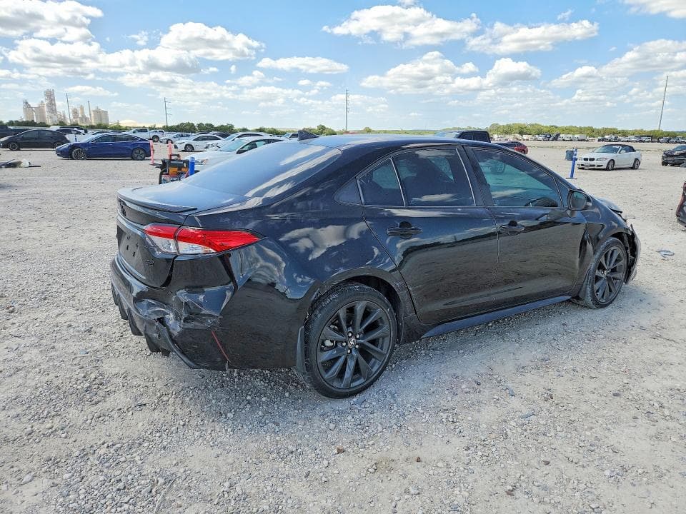 2023 TOYOTA COROLLA SE 3