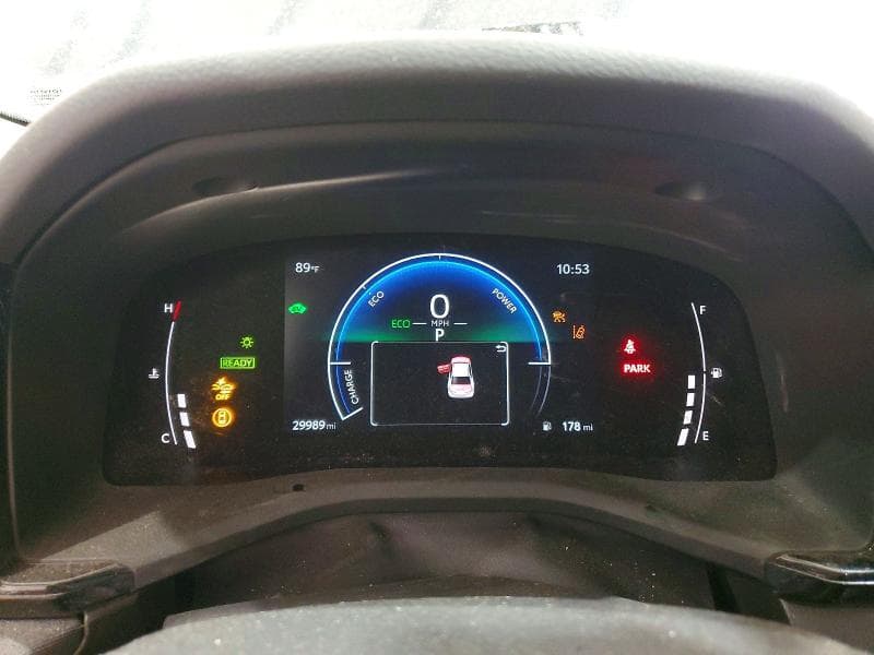 2025 TOYOTA CAMRY LE 9