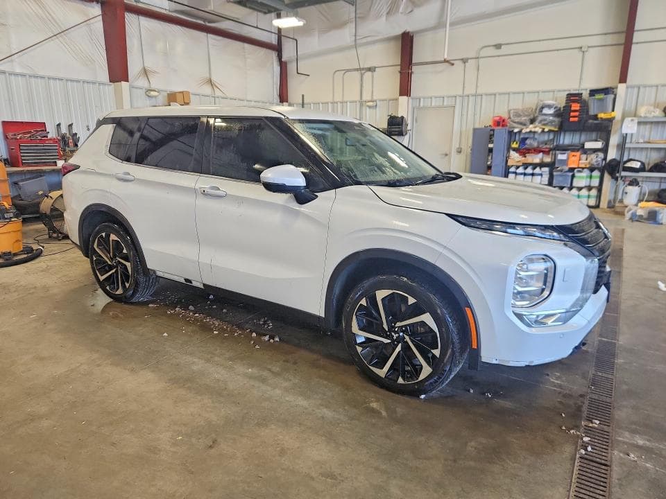 2022 MITSUBISHI OUTLANDER SE 4