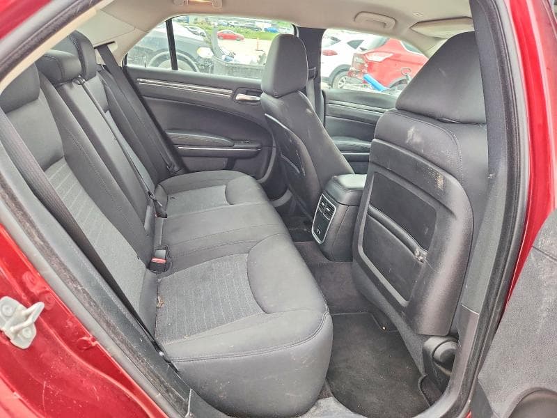 2018 CHRYSLER 300 TOURING 10