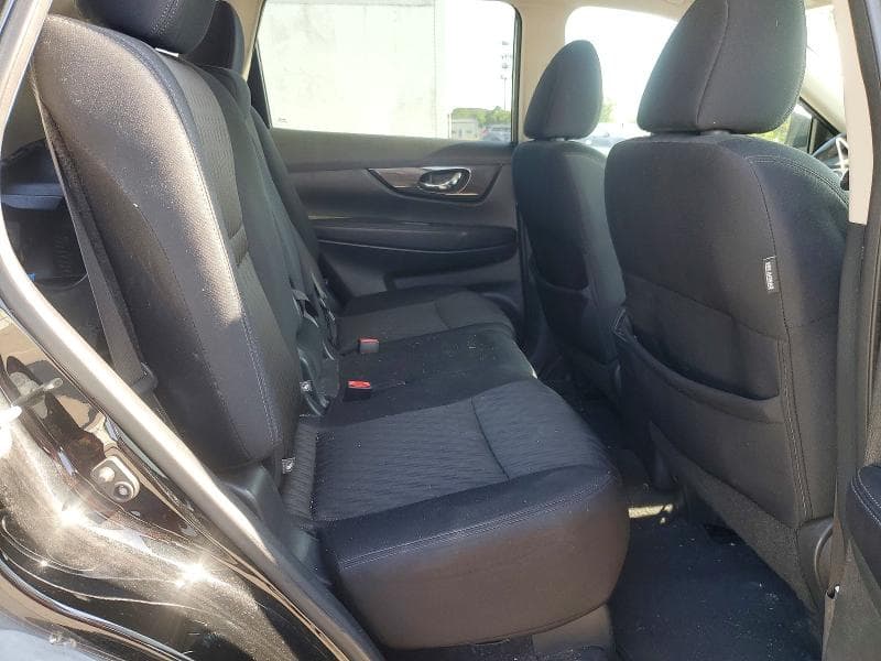 2017 NISSAN ROGUE SV 11