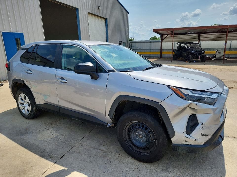 2023 TOYOTA RAV4 LE 4