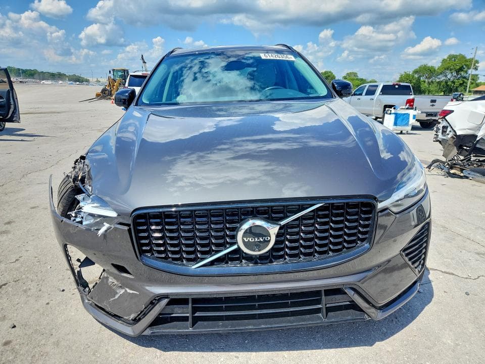 2024 VOLVO XC60 PLUS 5