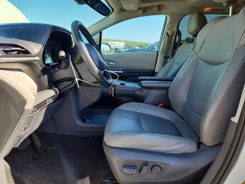 2021 TOYOTA SIENNA XLE 7