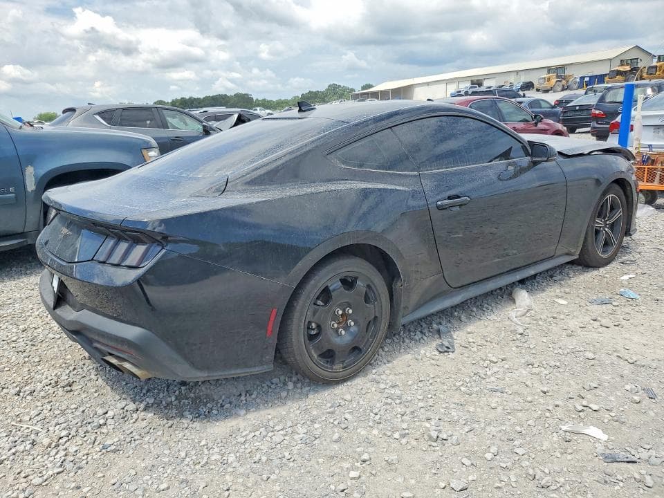 2025 FORD MUSTANG 3