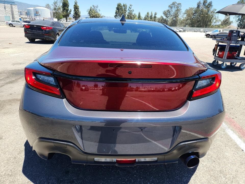 2024 TOYOTA GR86 BASE 6
