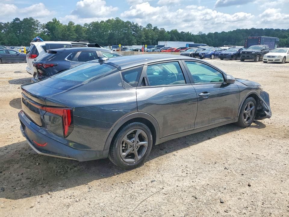 2025 KIA K4 LXS 3