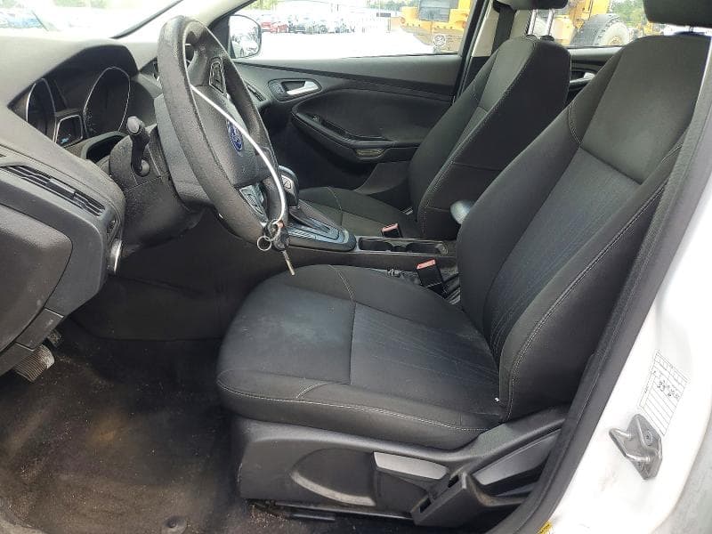 2017 FORD FOCUS SE 7