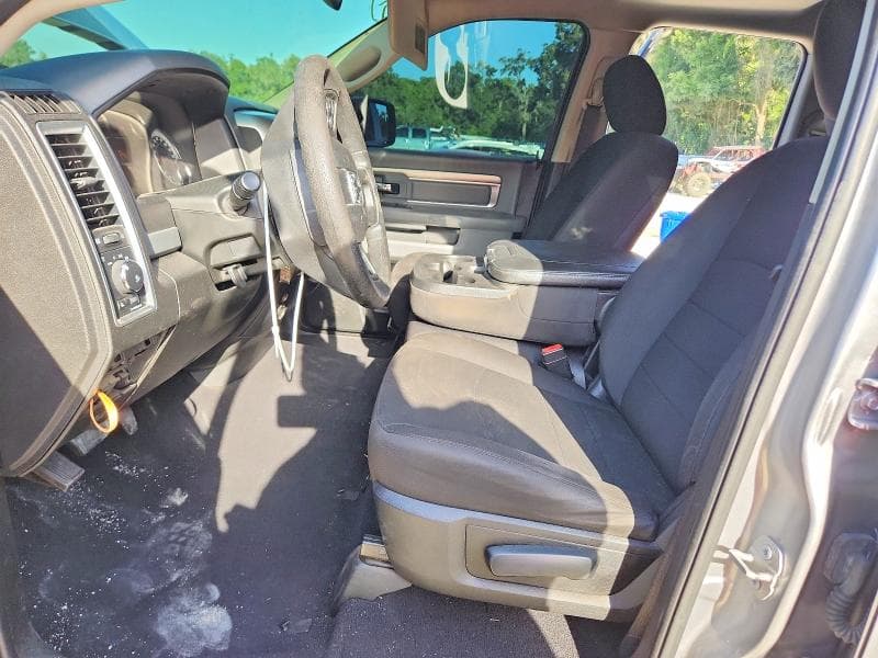2019 RAM 1500 CLASSIC SLT 7