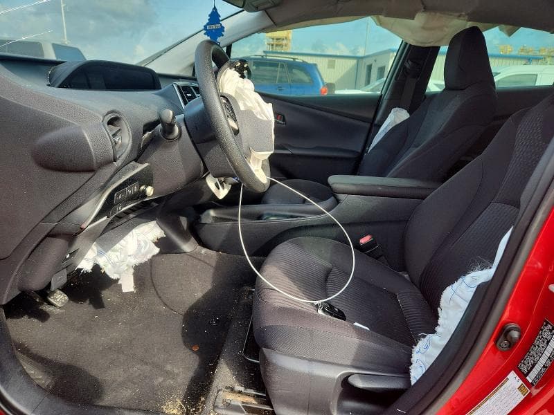 2018 TOYOTA PRIUS TWO 7