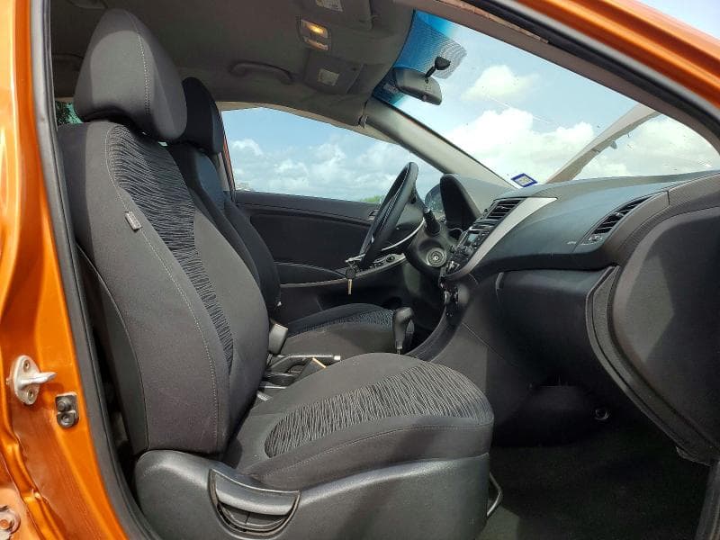 2017 HYUNDAI ACCENT SE 7