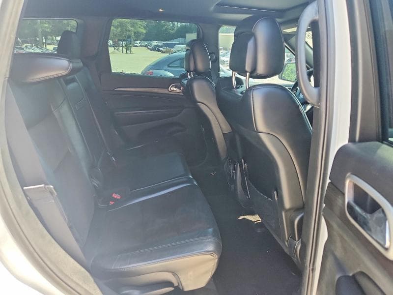 2018 JEEP GRAND CHEROKEE LAREDO 10