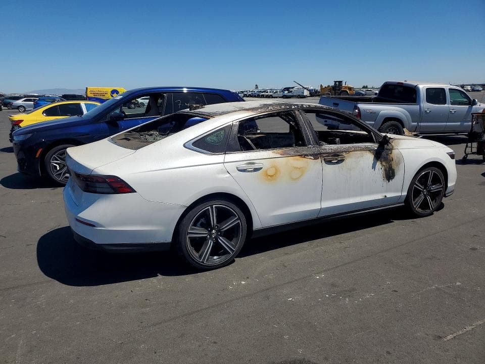 2023 HONDA ACCORD EX 3