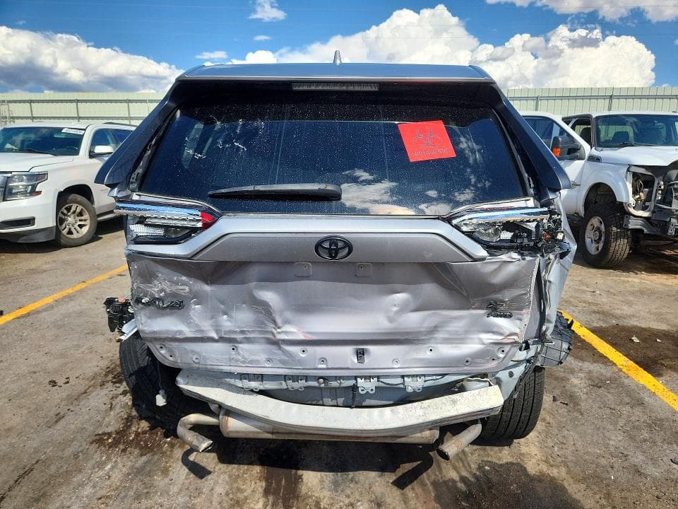 2021 TOYOTA RAV4 XLE PREMIUM 6