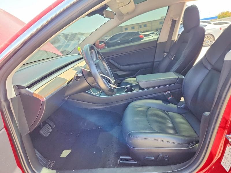 2018 TESLA MODEL 3 7