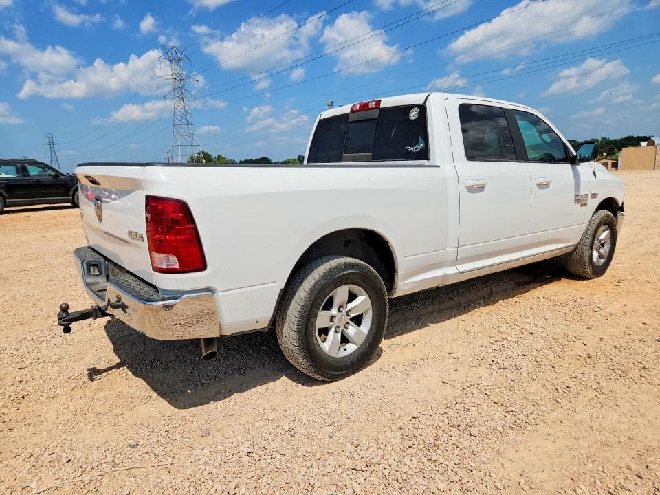 2020 RAM 1500 CLASSIC SLT 3