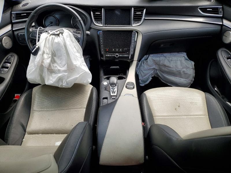 2023 INFINITI QX55 ESSENTIAL 8