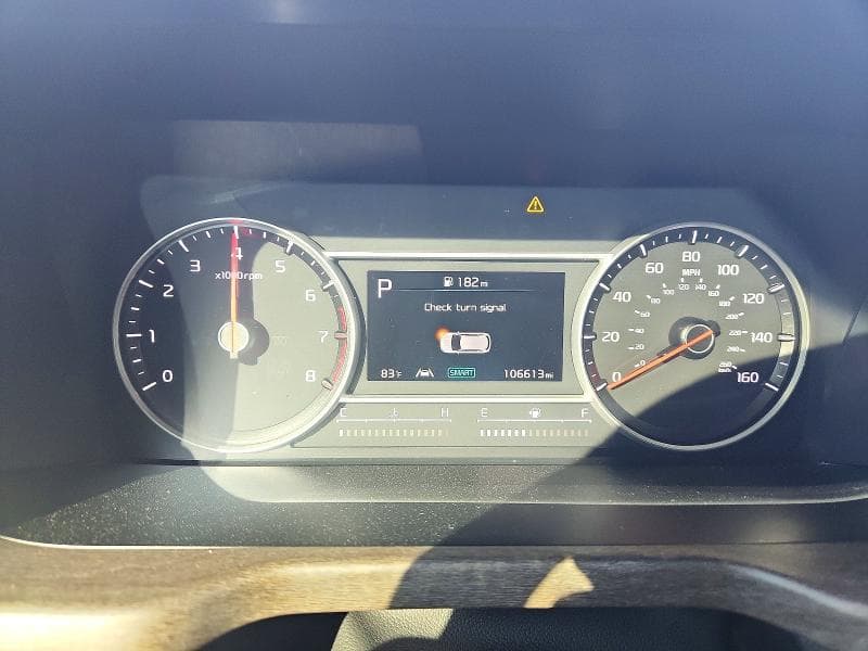 2022 KIA SORENTO 9