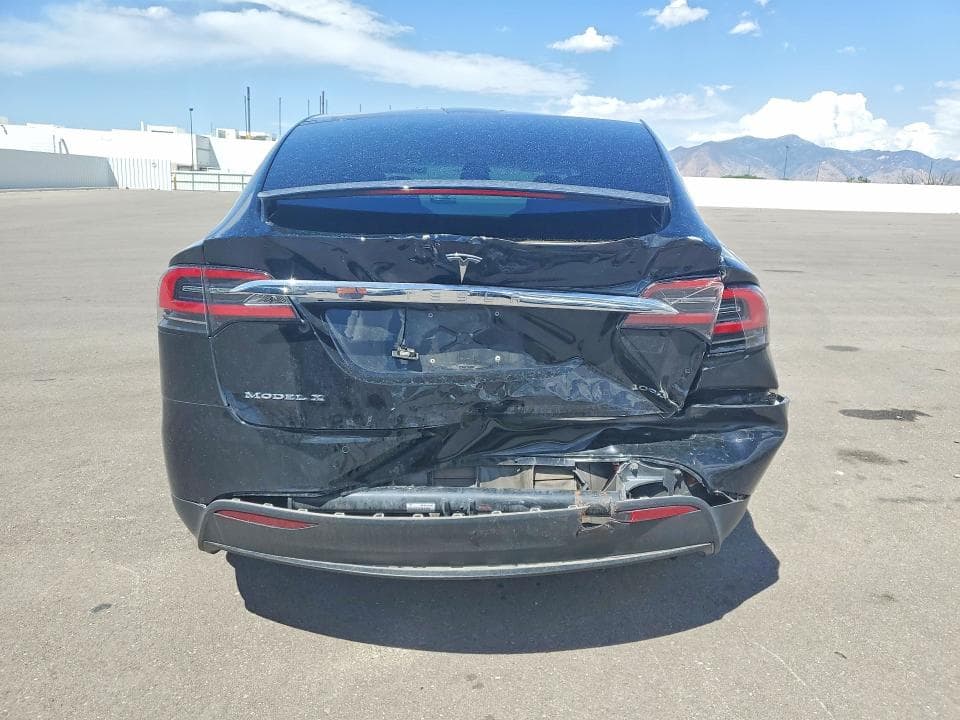 2018 TESLA MODEL X 6