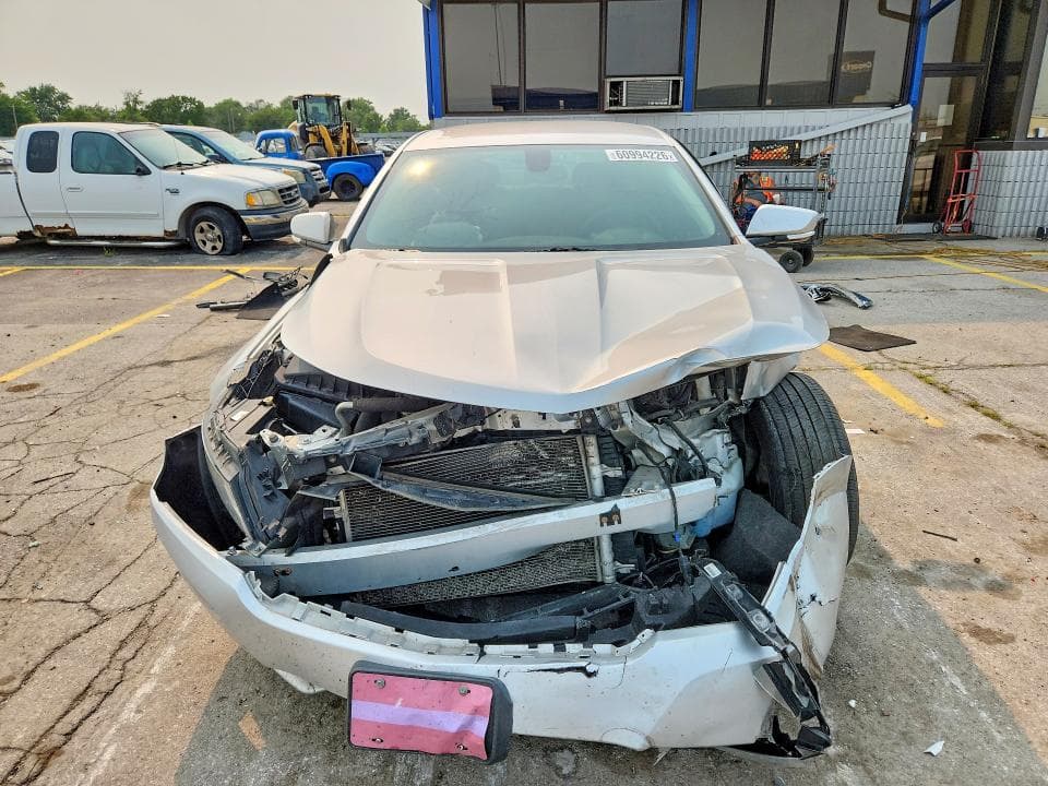 2017 CHEVROLET IMPALA LT 5