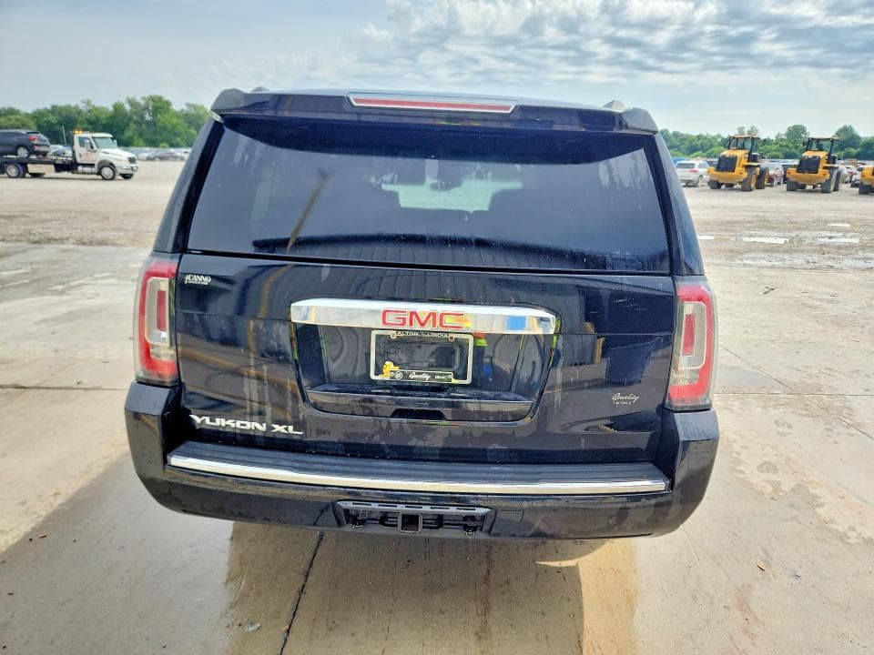 2020 GMC YUKON XL DENALI 6