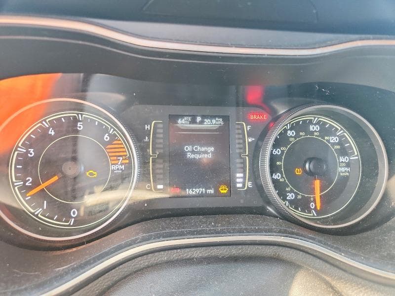 2019 JEEP CHEROKEE LATITUDE PLUS 9