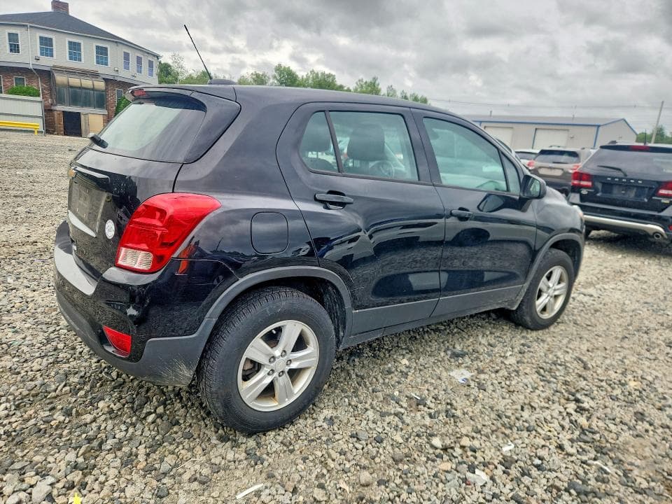 2018 CHEVROLET TRAX LS 3