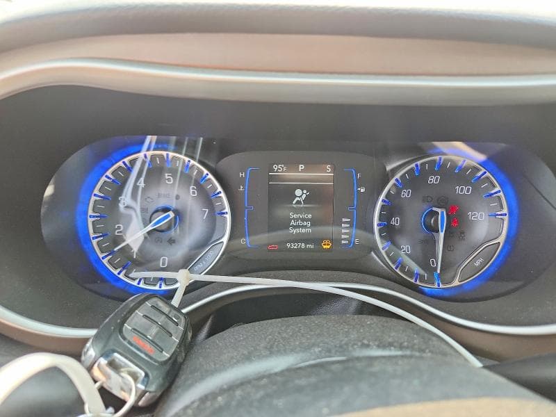 2019 CHRYSLER PACIFICA TOURING L 9
