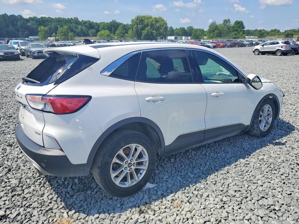 2020 FORD ESCAPE SE 3