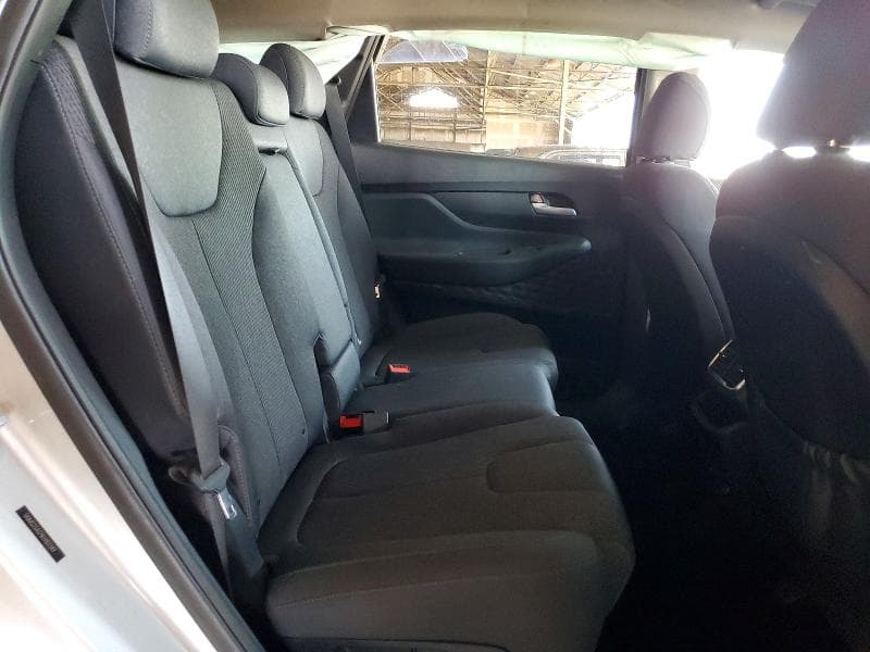 2019 HYUNDAI SANTA FE SE 10