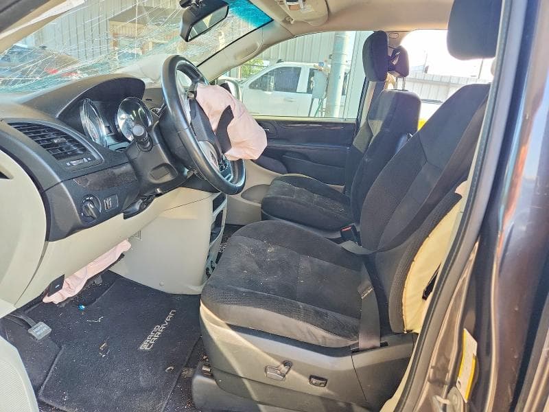 2017 DODGE GRAND CARAVAN SE 7