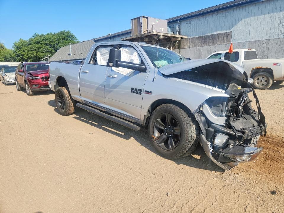 2017 RAM 1500 SPORT 4