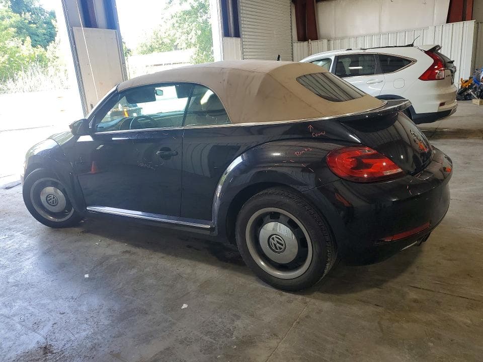 2018 VOLKSWAGEN BEETLE S 2