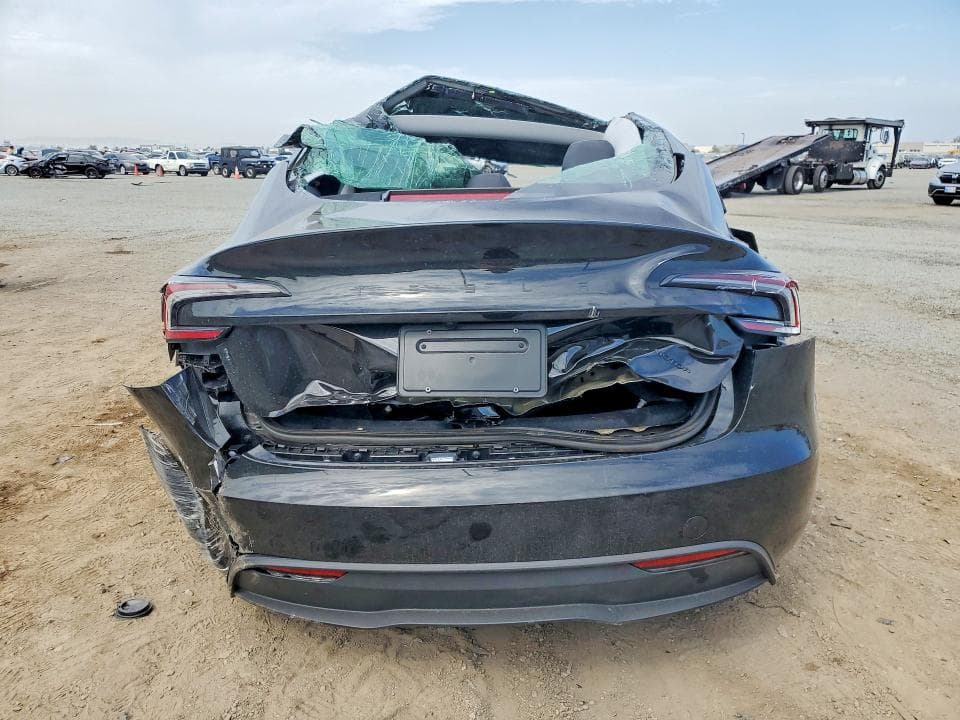2026 TESLA MODEL 3 6