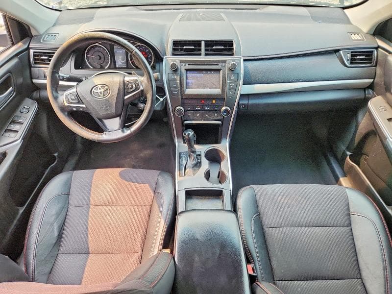 2017 TOYOTA CAMRY SE 8