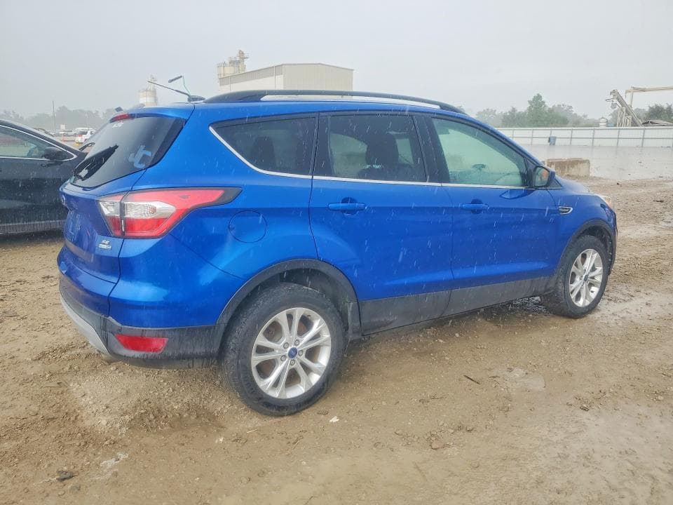 2017 FORD ESCAPE SE 3