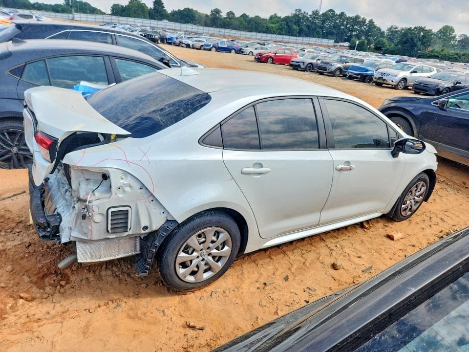 2020 TOYOTA COROLLA LE 3