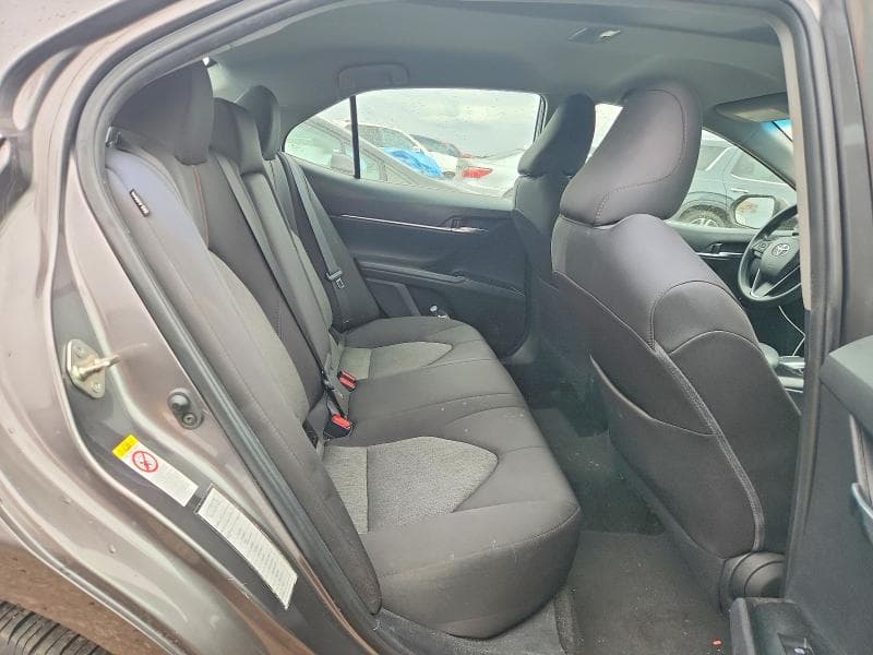 2019 TOYOTA CAMRY LE 10