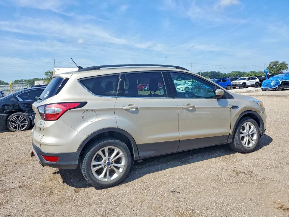 2018 FORD ESCAPE SE 3