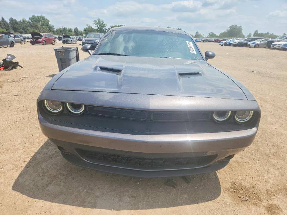 2019 DODGE CHALLENGER SXT 5