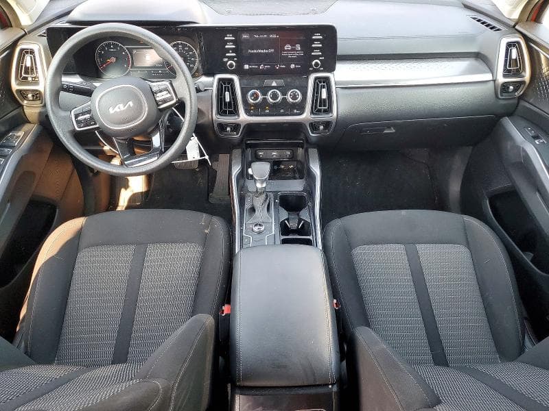 2022 KIA SORENTO LX 8