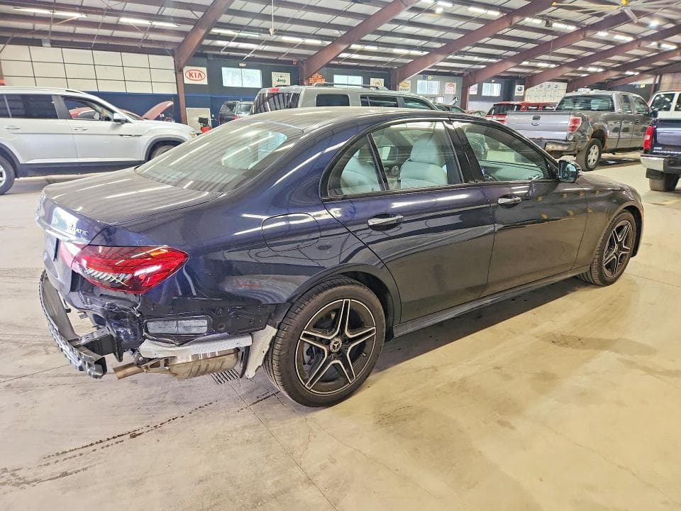 2023 MERCEDES-BENZ E 350 4MATIC 3