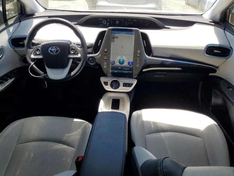2017 TOYOTA PRIUS PRIME PREMIUM 8