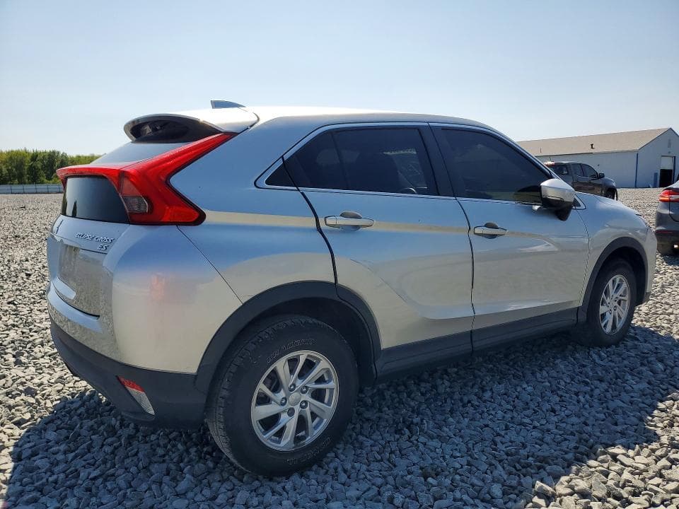 2018 MITSUBISHI ECLIPSE CROSS ES 3