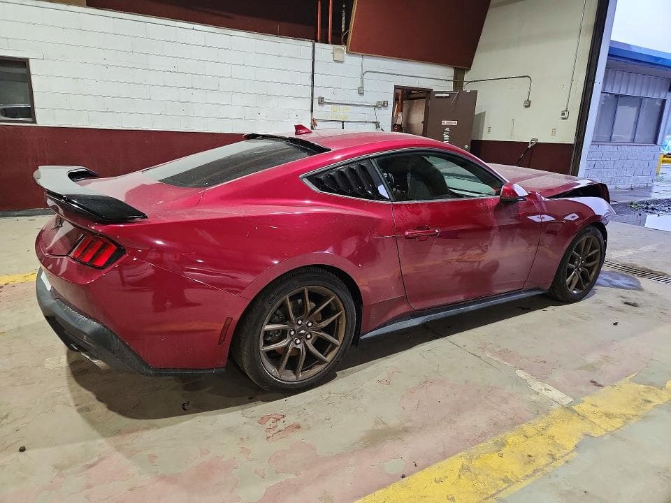 2025 FORD MUSTANG 3